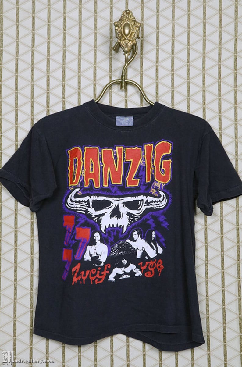 Danzig shirt Lucifuge vintage black short sleeve classic style S-5XL QT4077