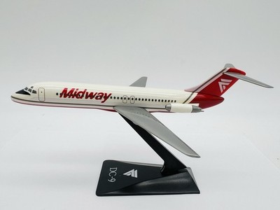 Midway Airlines 1:200 DC-9 Desktop Airplane Model (stand needs repair)