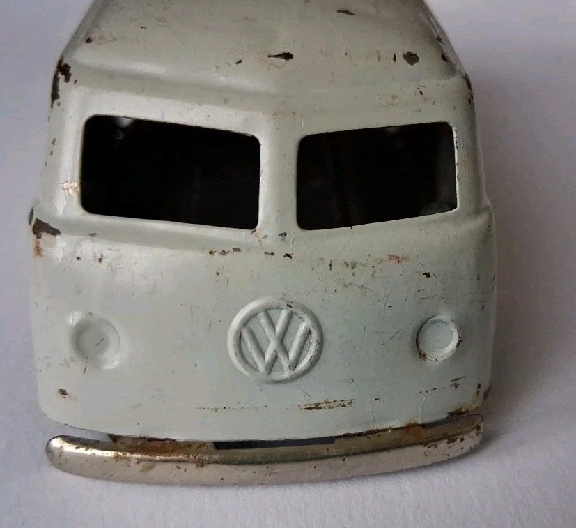 FURGONCINO VOLKSWAGEN IN LATTA MARCHESINI ANNI '50 - Immagine 2 di 4