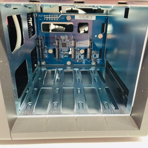 QNAP TS-469 Pro 52200-000738-RS Network Attached Storage - Afbeelding 9 van 9