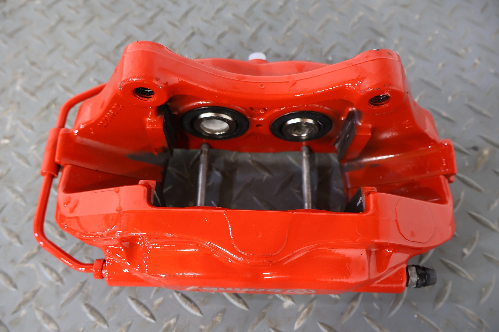 1520 Dodge Challenger SRT Hellcat Brembo Calipers Set Of 4 (6 Piston