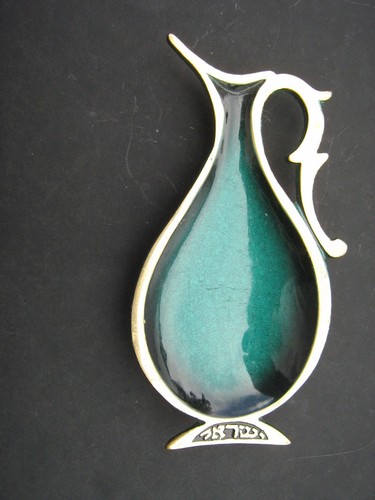 set of 2 israeli ashtrays made in israel vintage pieces you get