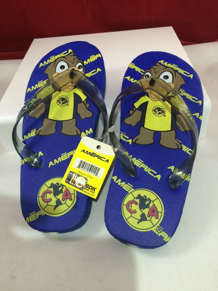 Kids soccer shop sandals
