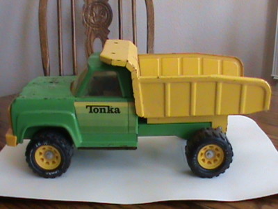 metal tonka trucks 1980s