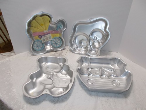 4 Wilton Baby Motiv Kuchenformen - Krabbel Baby - Baby Buggy - Arche Noah & Bär - Bild 2 von 11
