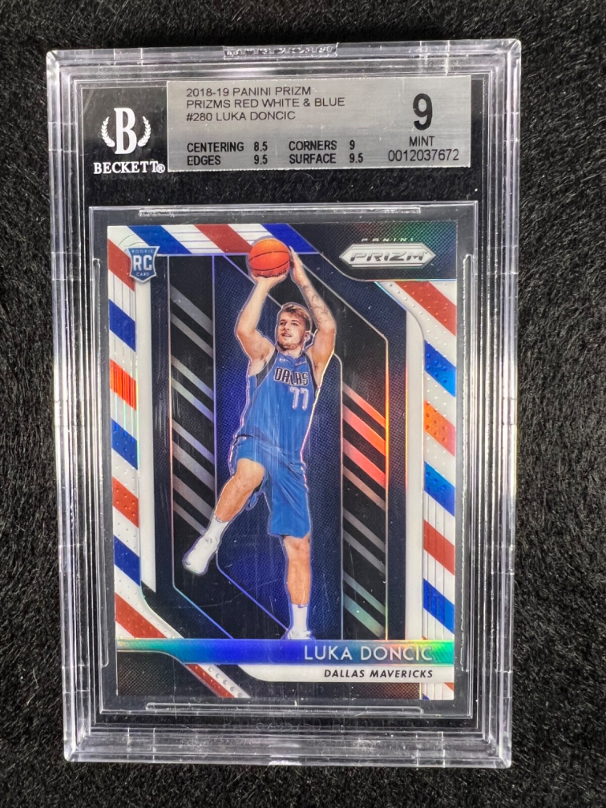 2018-19 Panini Prizm Luka Doncic Rookie Card #280 RED WHITE BLUE prizm BGS 9