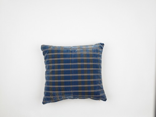 'Little Boy's Toys' Classic Car Racing Print in Blue on Linen Cushion 40 x 40 cm - Picture 2 of 2