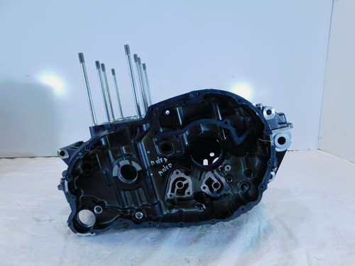 2016 16 Triumph Thruxton 900 Black Engine Motor Block Crankcase Crank Case - Picture 7 of 12