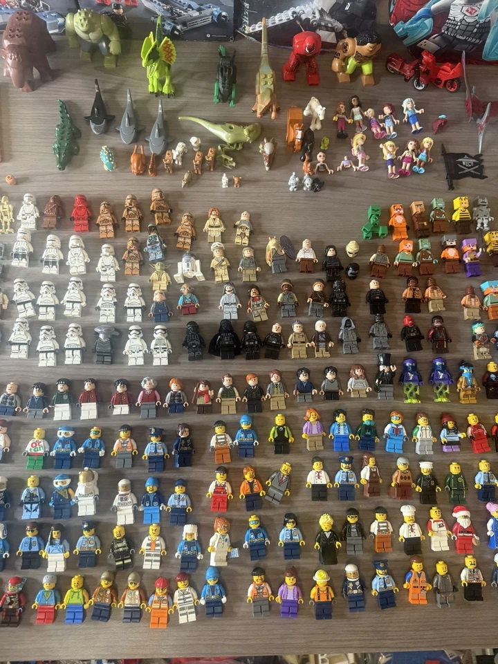 LEGO Mega Lote 100+ libras Ladrillos 315+ Minifiguras Star Wars Ninjago City JW Bionic Foto 4 de 4