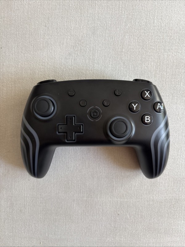 Wireless Gaming Controller