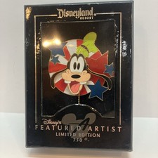 Disneyland Patriotic Goofy Featured Artist Ju...