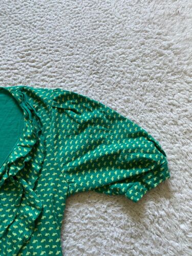 Banana Republic Women Short Sleeve Scoop Neck Pleated Blouse Green Size XS - Picture 4 of 8