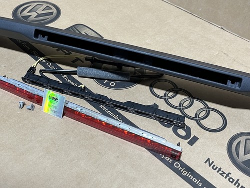 VW Golf MK3 GTI VR6 Rear Textured Spoiler With Hella Brake Light Genuine New OEM - Picture 9 of 9