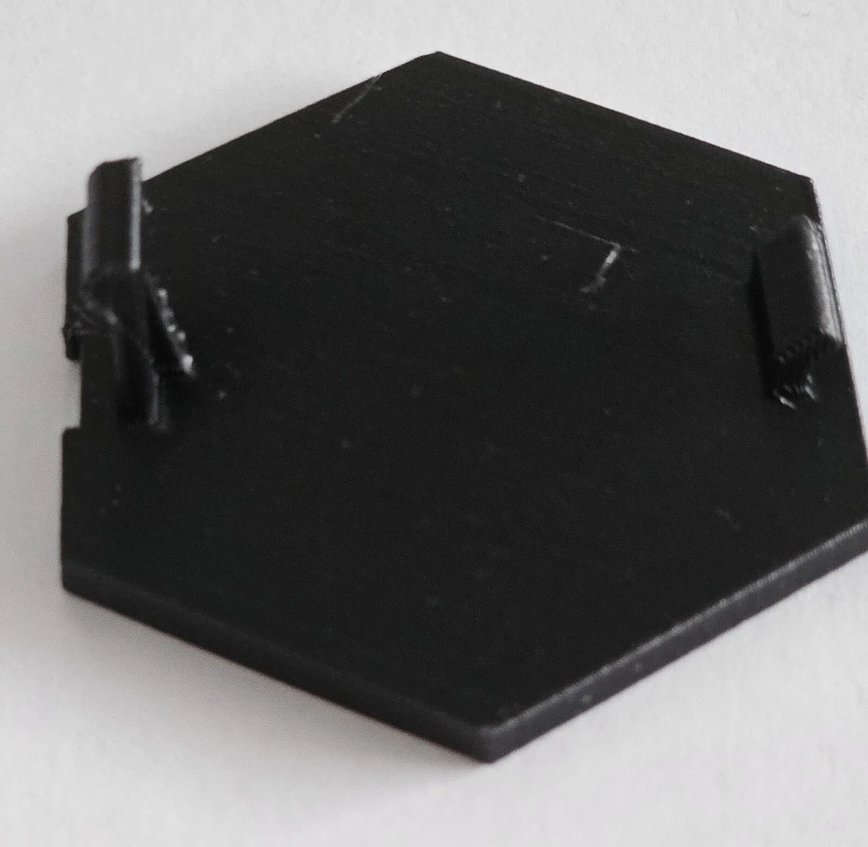 Emblem Piaggio zum Stecken 6-eckig 42x48mm für MP3, Beverly, Carnaby, X7, X8,X10 - Bild 3 von 4