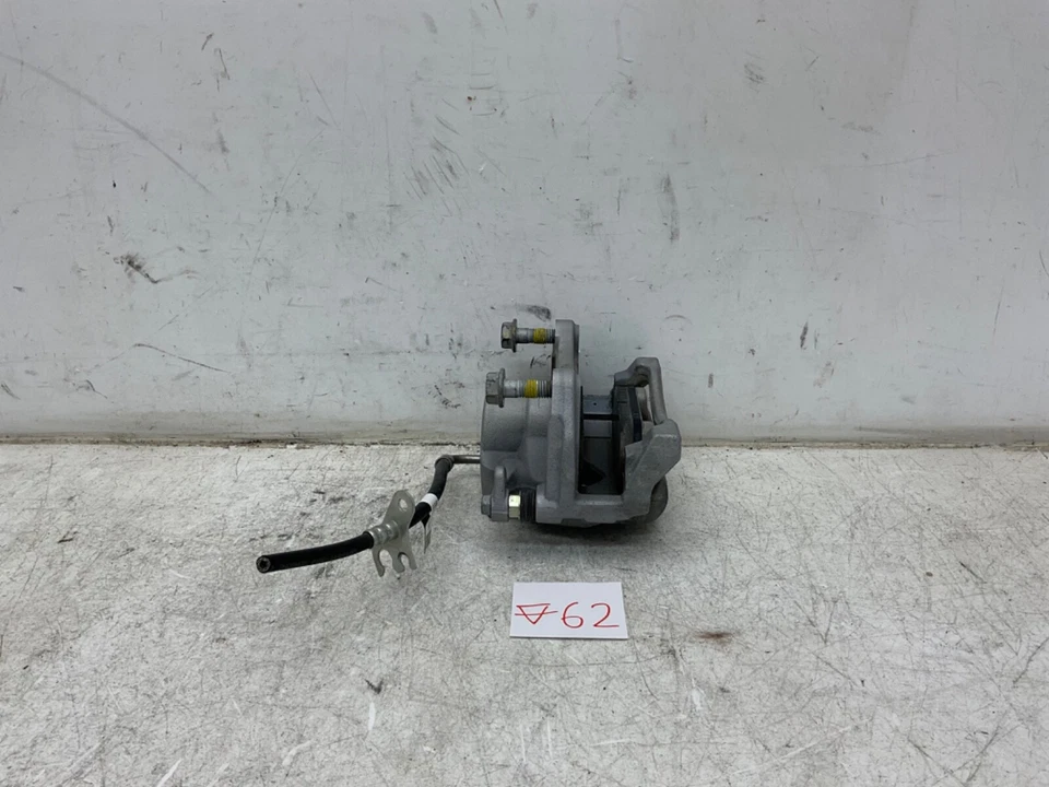 2019 2020 2021 2022 Cadillac XT4 Front Driver LH Side Brake Caliper OEM - Image 3 of 4