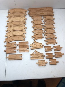 Details About Chuggington Track Thomas Wooden Railway Train Tracks 33 Pieces Learning Curve