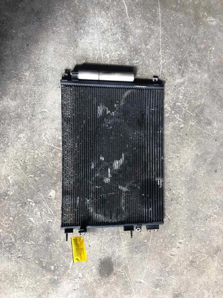 Dodge Charger 2006-2022 sedán aire acondicionado condensador 3,5 L 6 cilindros Foto 3 de 4