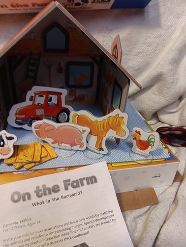 Ravensburger On The Farm Game Who's In The Barnyard Age2+ Missing 4 Figures Rare - Picture 5 of 12
