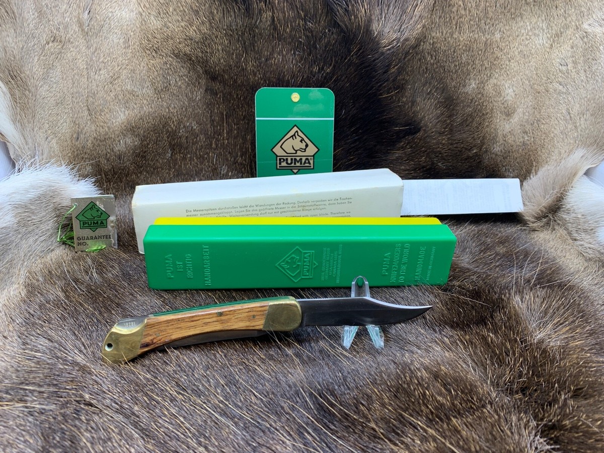 1982 Vintage 972 Puma Game Warden Knife & Jacaranda Handles & Puma