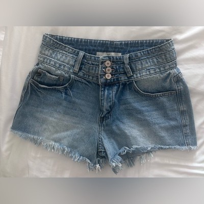 KanCan Denim Cut Off Women s Jean Shorts Size 5 NWOT