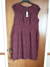 burgundy lace dress  size 18   bnwt