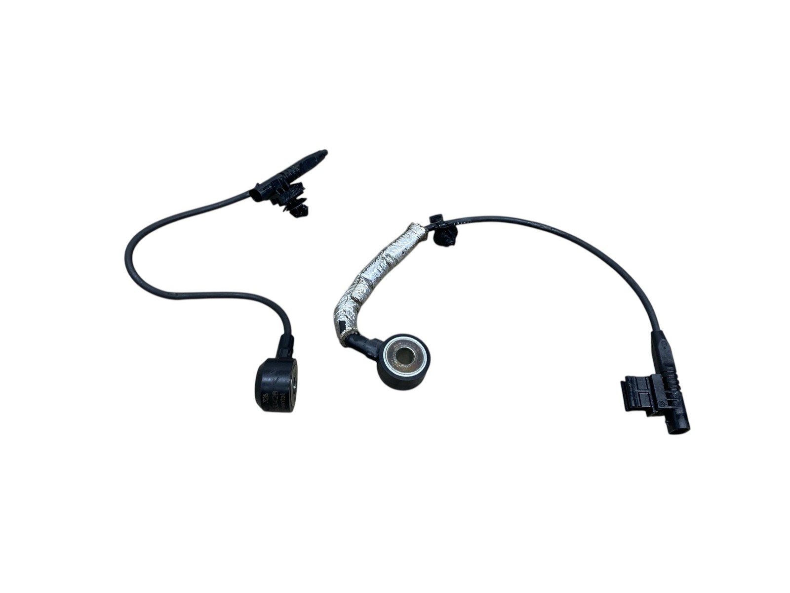 2022 Aston Martin V8 Vantage 4.0L M177 Engine Ignition Knock Detonation Sensor