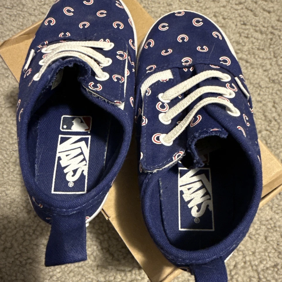 Zapatilla deportiva VANS Off The Wall Chicago Cubs niños talla 9,5 azul rojo blanco con CAJA Foto 4 de 4