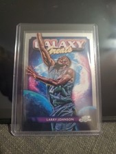 2023-24 Topps Chrome Cosmic Galaxy Greats GG-3 Larry Johnson, Charlotte Hornets