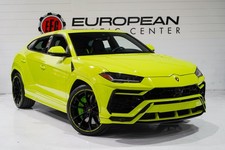 2021 Lamborghini Urus Graphite Capsule