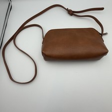 Universal Thread Small Crossbody Bag Brown Tan