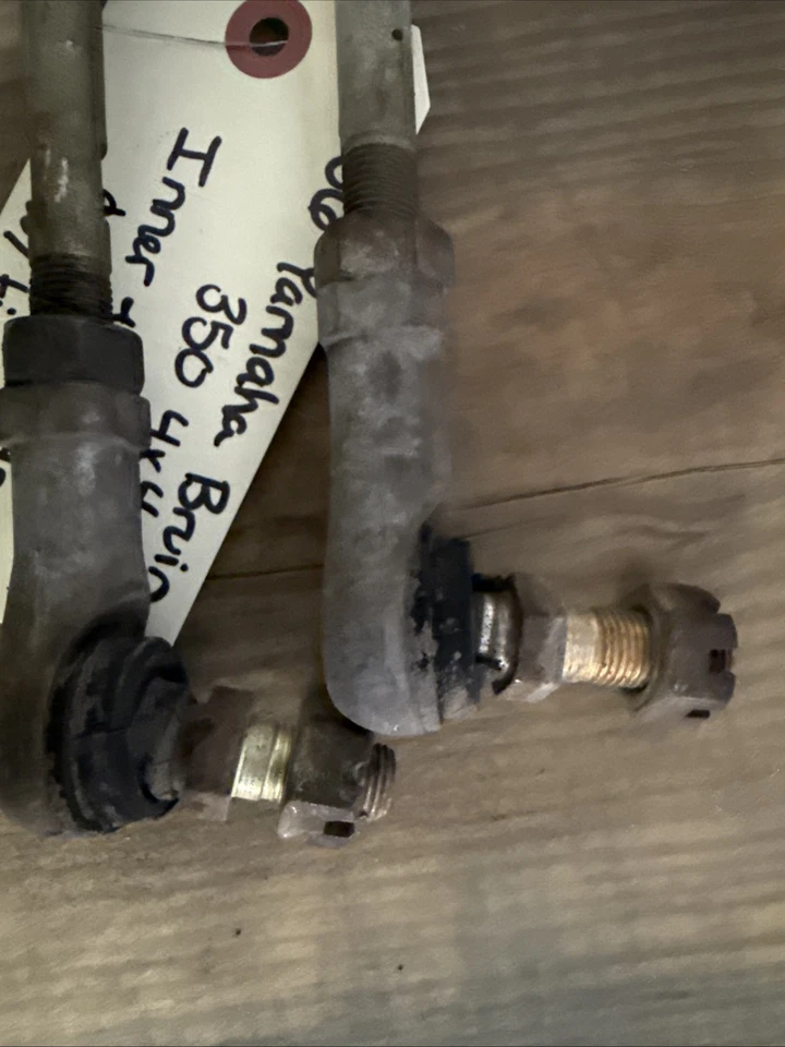 04-06 Yamaha Bruin 350 4x4 extremos de varilla de amarre interior y exterior con barras de amarre Foto 2 de 4