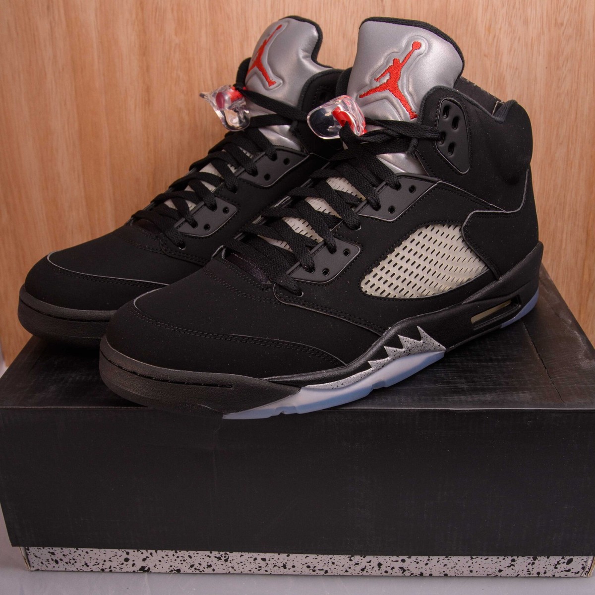 Size 14 2016 Jordan OG Metallic Silver Men black 845035-003 NEW