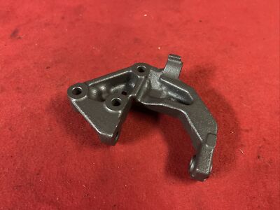 1984-1989 Nissan 300ZX Z31 Power Steering Bracket Mount
