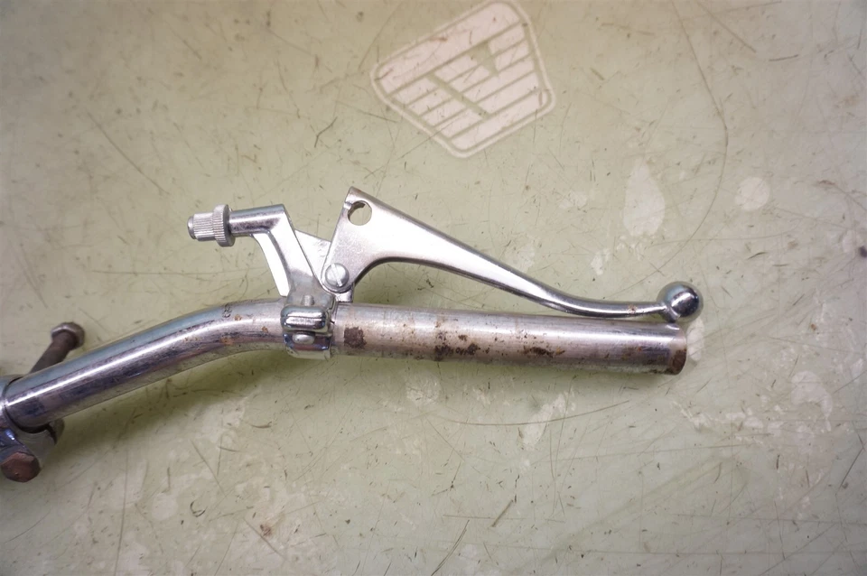 Triumph Trident T150V T150 150 E T T150R 1973 750cc triple *2629 manillares Foto 3 de 4