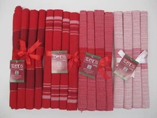 Trends collections holiday Christmas set of 4 placemats 13x19