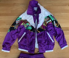 Women  s Jogging Suit