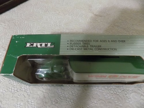 LIMITED EDITION Ertl 1:43 1937 Ford Semi Tractor & Trailer Winn Dixie - Picture 3 of 8