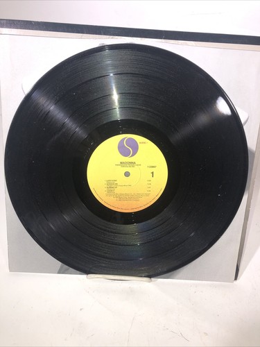 MADONNA12'' VINYL LP RECORD SELF TITLED 1st ALBUM 1983 SIRE - Picture 8 of 9
