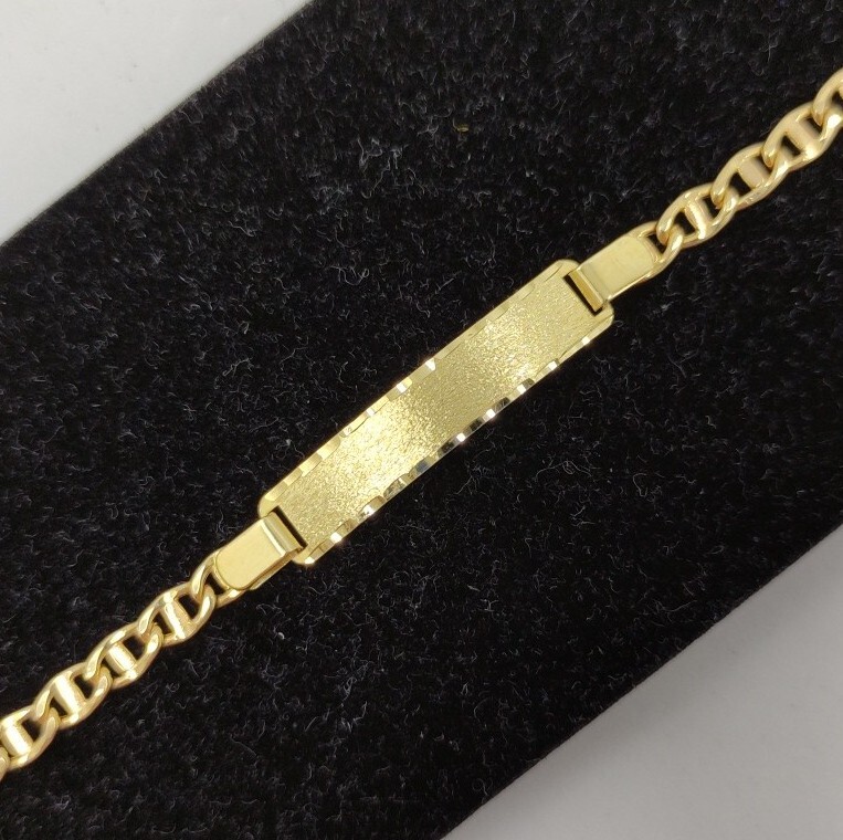 18K Gold Bracelet 750 MLS. Engraving Plate. 6.1 Inches. 0.59