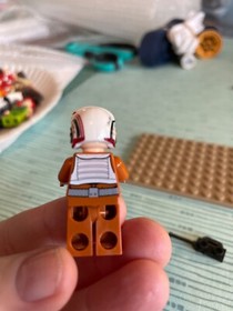 LEGO Resistance Pilot X-Wing Minifigure Star Wars Episode 7 75102 sw0659
