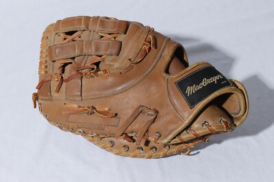MacGregor8888Big Dipper Deron Johnson Autograph Flex-Pad LHT Catcher's Mitt 37
