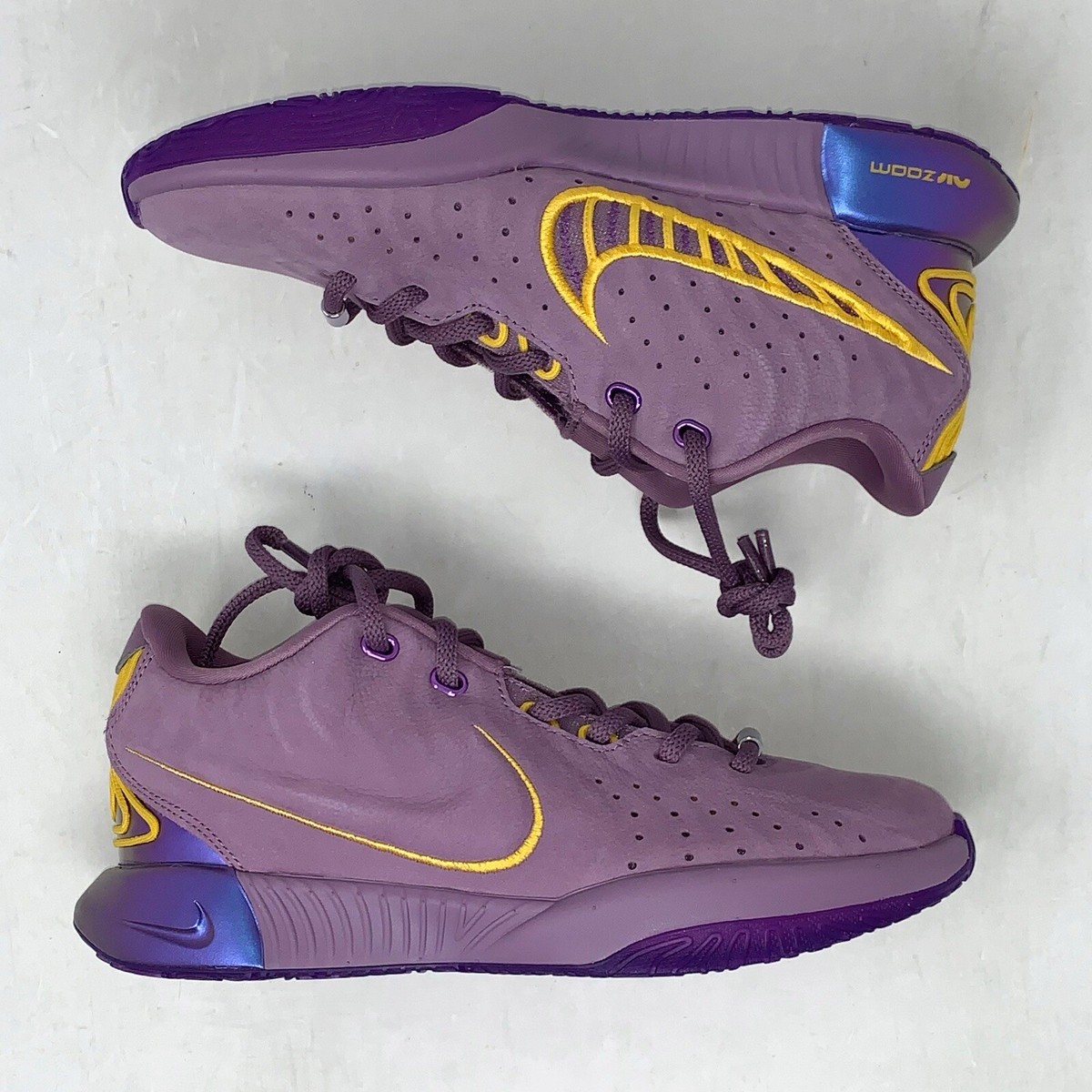 Nike Lebron 21 'LA Lakers' Purple Sneakers, Size 4.5Y / 6W