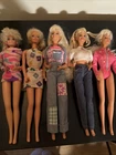 1970-1980 Lot Of 5 Vintage Barbie’s With Outfits Matel