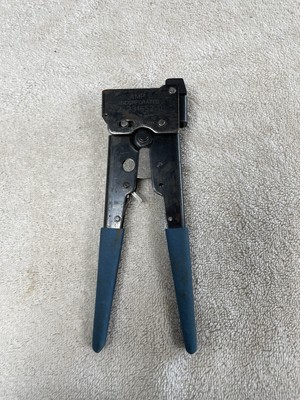 AMP 2-231652-0  Crimping Tool Frame. Very Lightly Used.