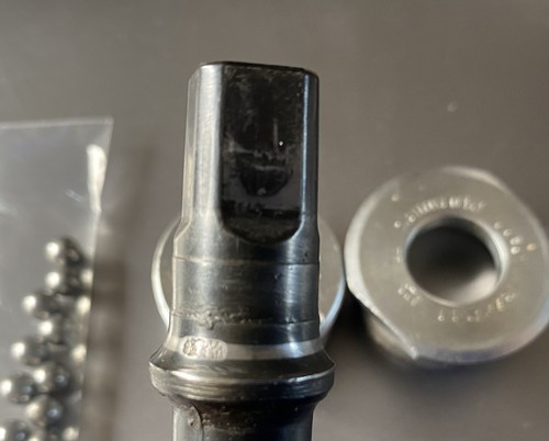 Vintage Shimano Cup And Cone Bottom Bracket - 115mm - English Thread - Picture 6 of 6