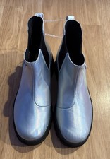 NEW UGG Kids' K Ashton Chelsea Shine Boots - Iridescent Finish - Leather - 5