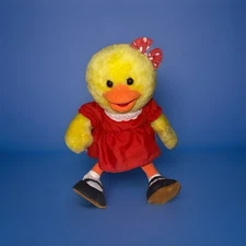 Vintage Suzy’s Zoo Suzy Ducken Plush 1995