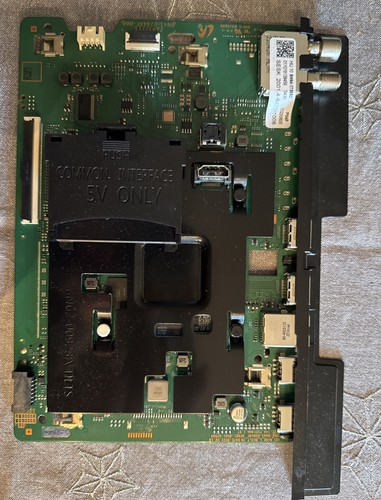 Main Board BN94-17368D aus Samsung TV GU50AU8079U