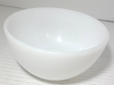 Vintage Federal Glass Heat Proof USA 5'' White Milk Glass Bowl