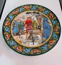 Stunning Wedgwood Plate "Arthur Draws The Sword".   Legend Of King Arthur Series